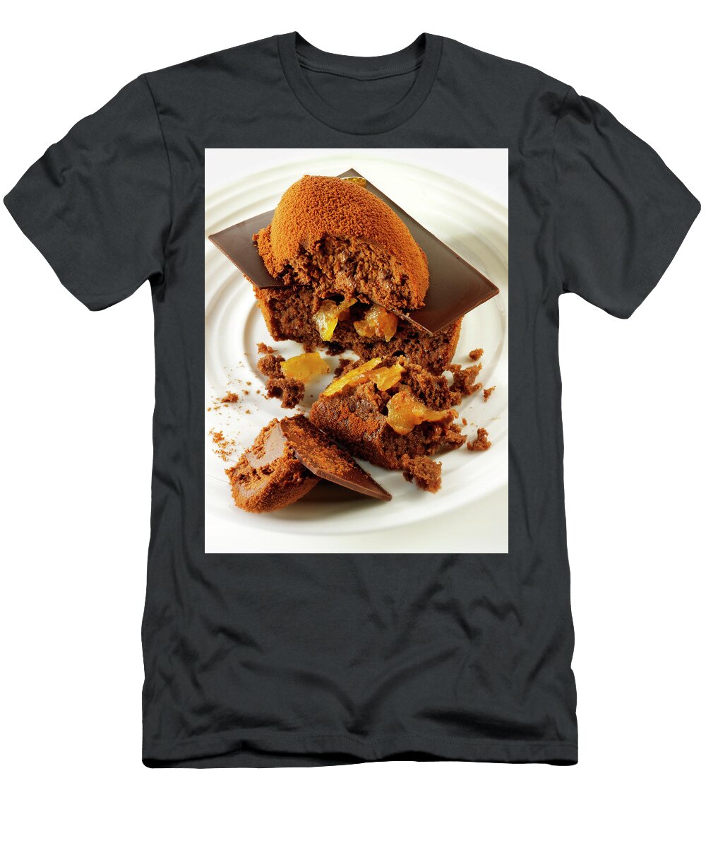 1 Delicious Speciality Chocolate Cake in a Cafe Foof Photo Paul Williams T-Shirt