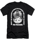 1 Diver Scuba Snorkeling Dive Commercial Diving Crazy Squirrel T-Shirt