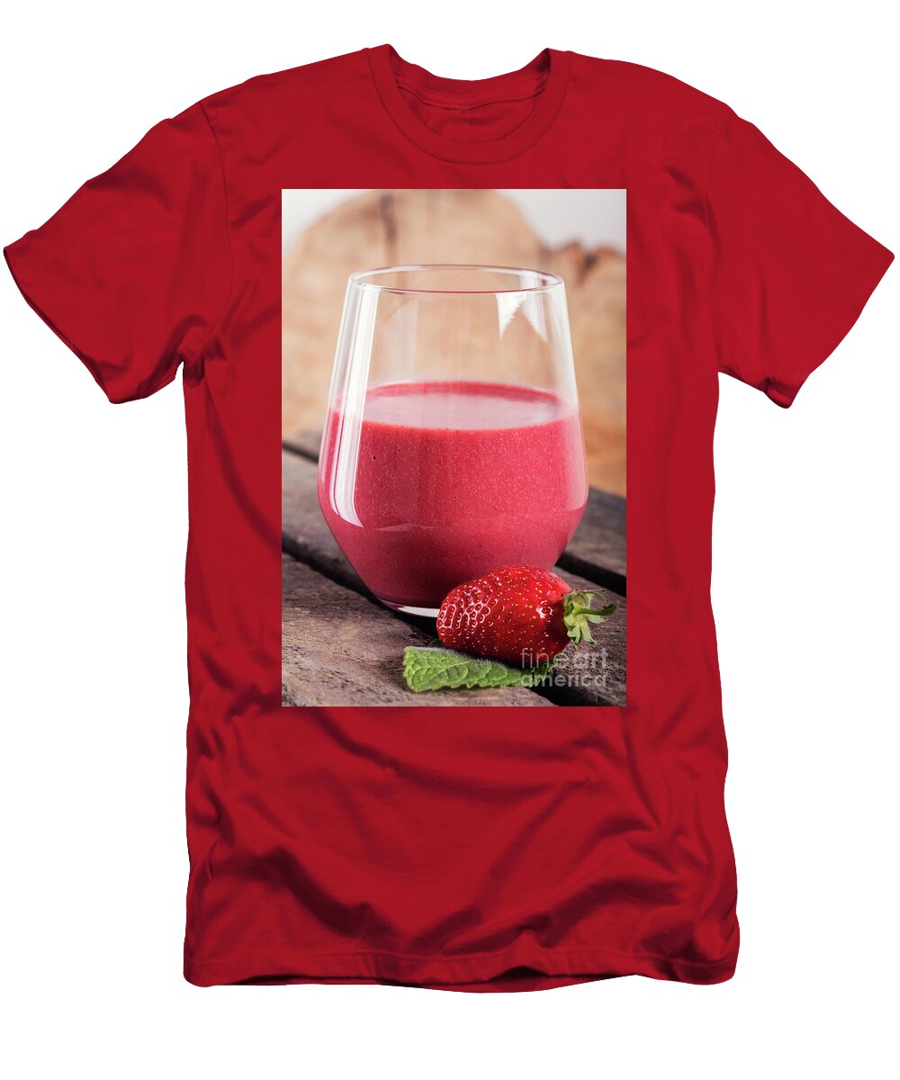 1 Glass with Strawberry Cocktail on Wooden Plank B D S T-Shirt