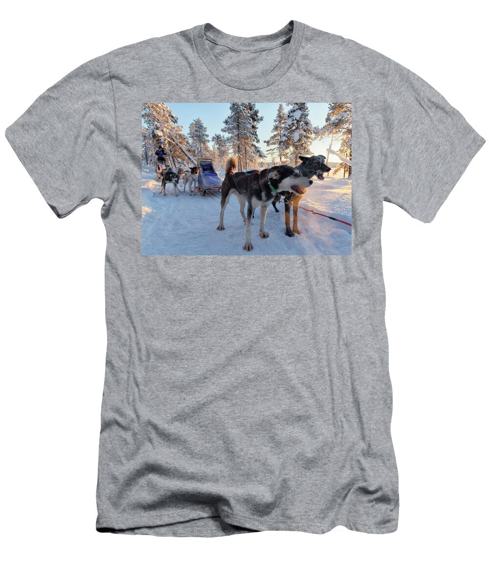 1 Sled Dogs Barking in the Snowy Forest Johnathan Ampersand Esper T-Shirt