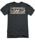 1 the 1961 Chicago Bears Offensive Line Chicago Daily News T-Shirt