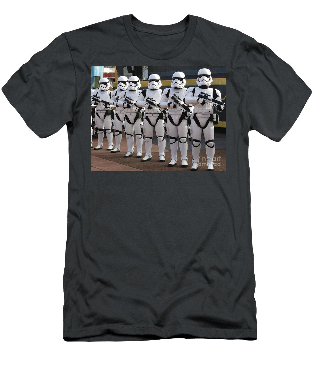 10 Star Wars Stormtrooper Douglas Sacha T-Shirt