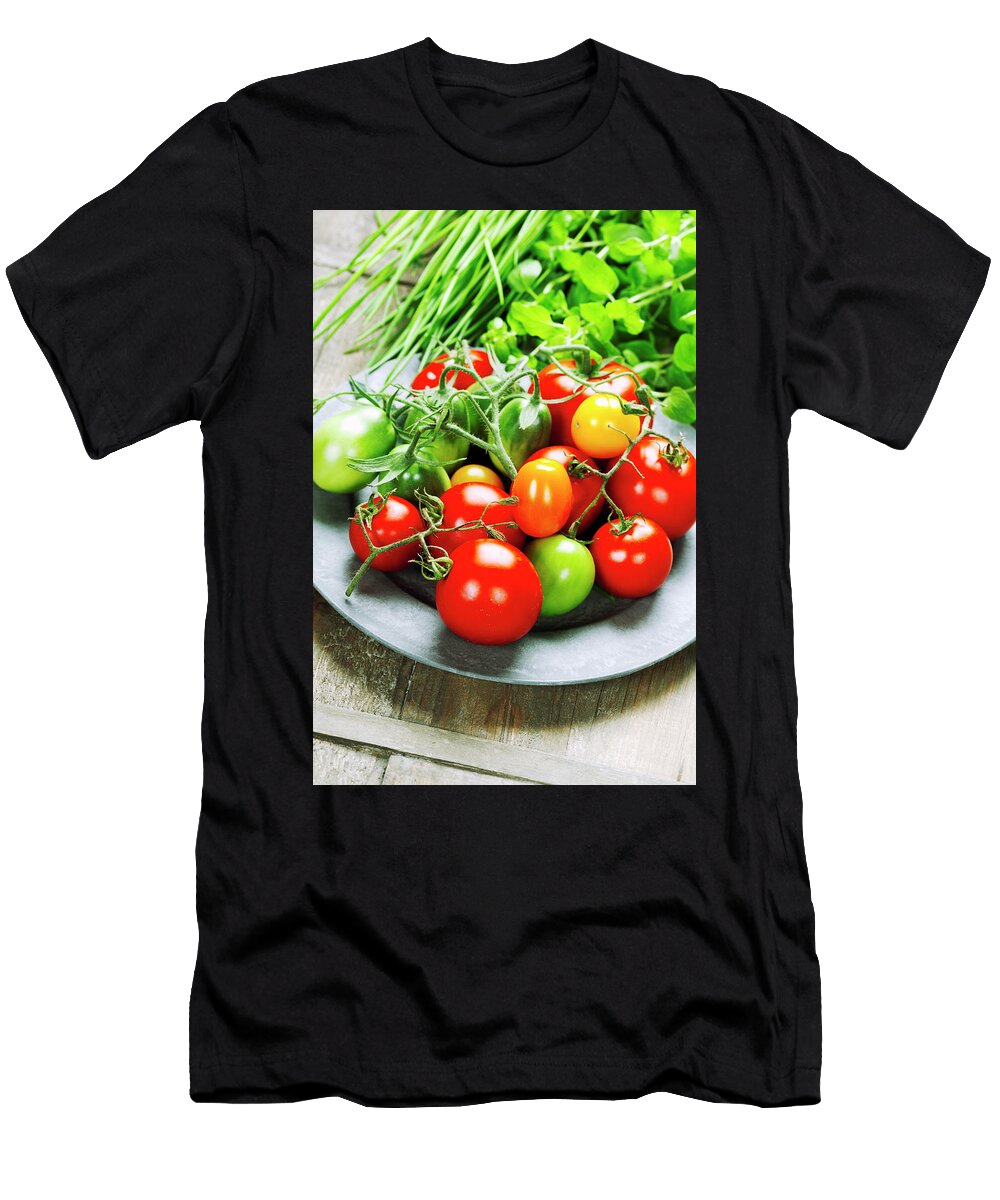 11 Fresh Tomatoes Natalia Klenova T-Shirt