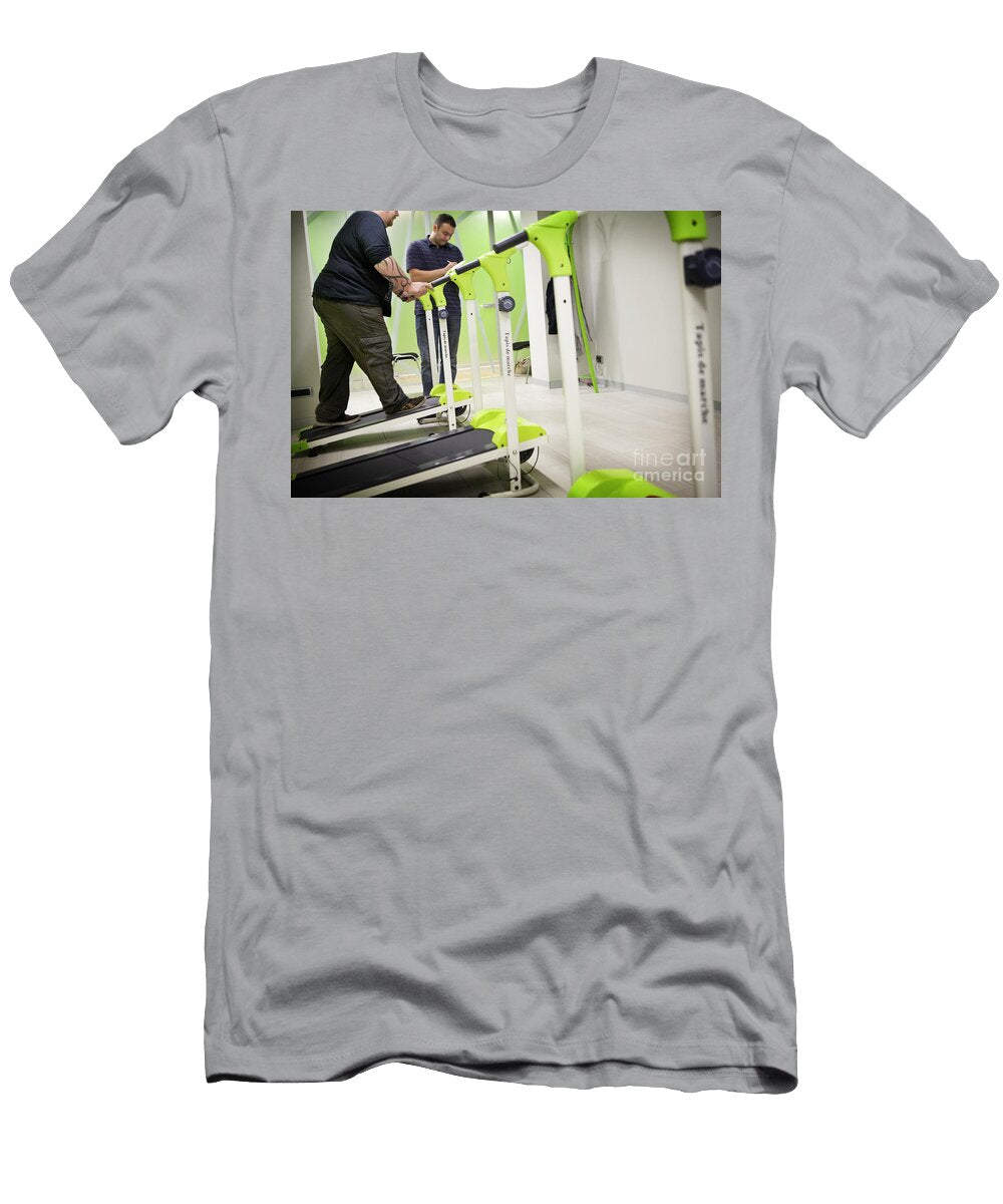 14 Obesity Clinic Amlie Benoist T-Shirt