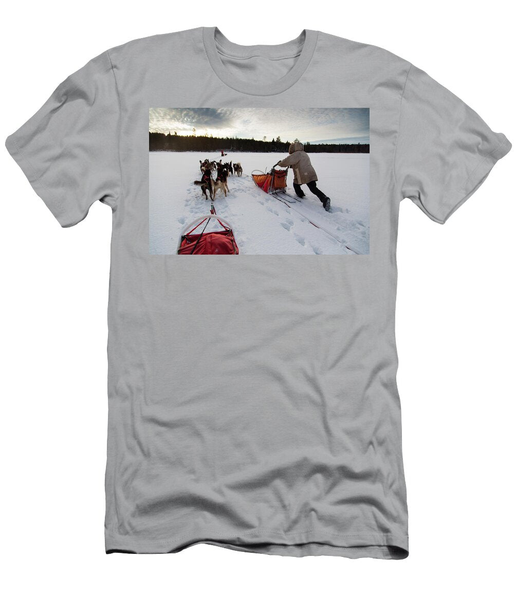 14 Sled Dog Tom Lynn T-Shirt