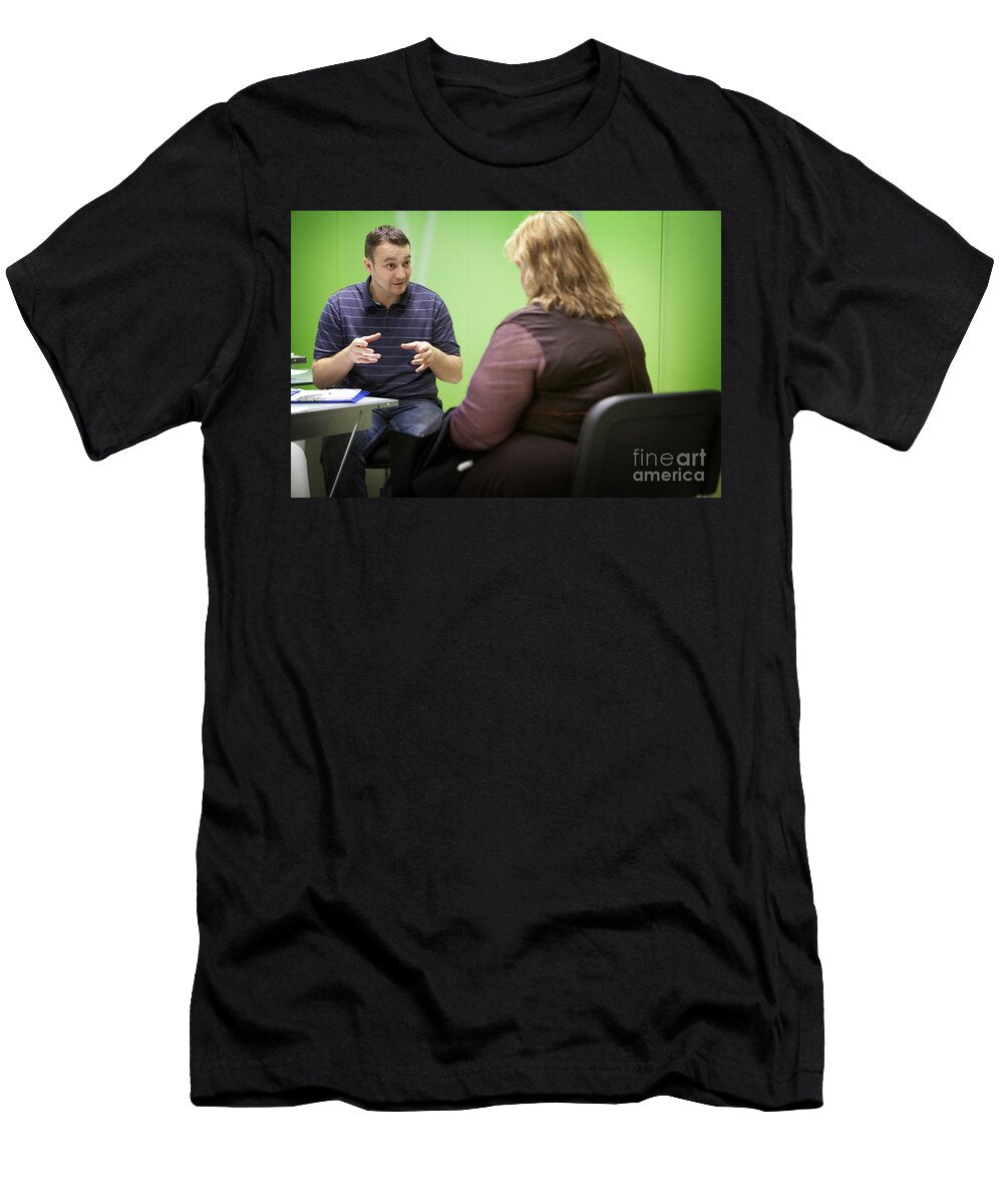 17 Obesity Clinic Amlie Benoist T-Shirt