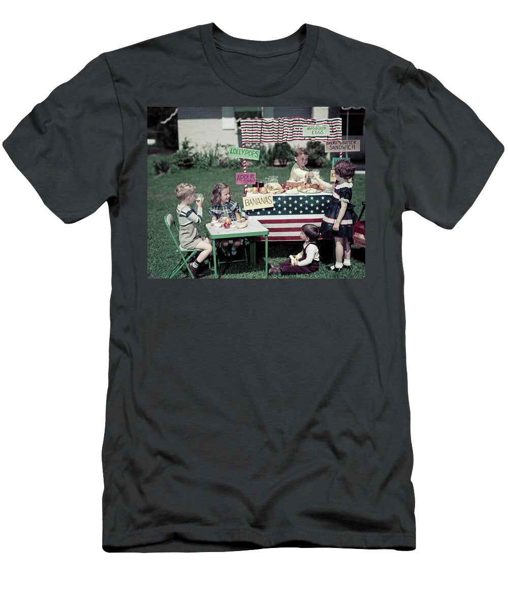 1940s Girls and Boys in Business Vintage Images T-Shirt