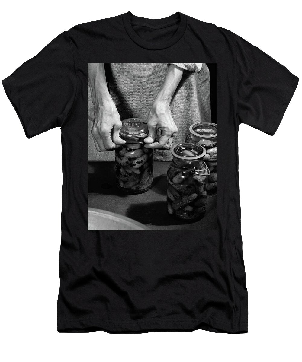 1950s Close Up of Elderly Womans Hands Vintage Images T-Shirt