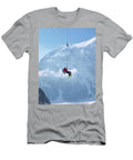 2 Mountain Ranger Is Hanging on a Long Menno Boermans T-Shirt