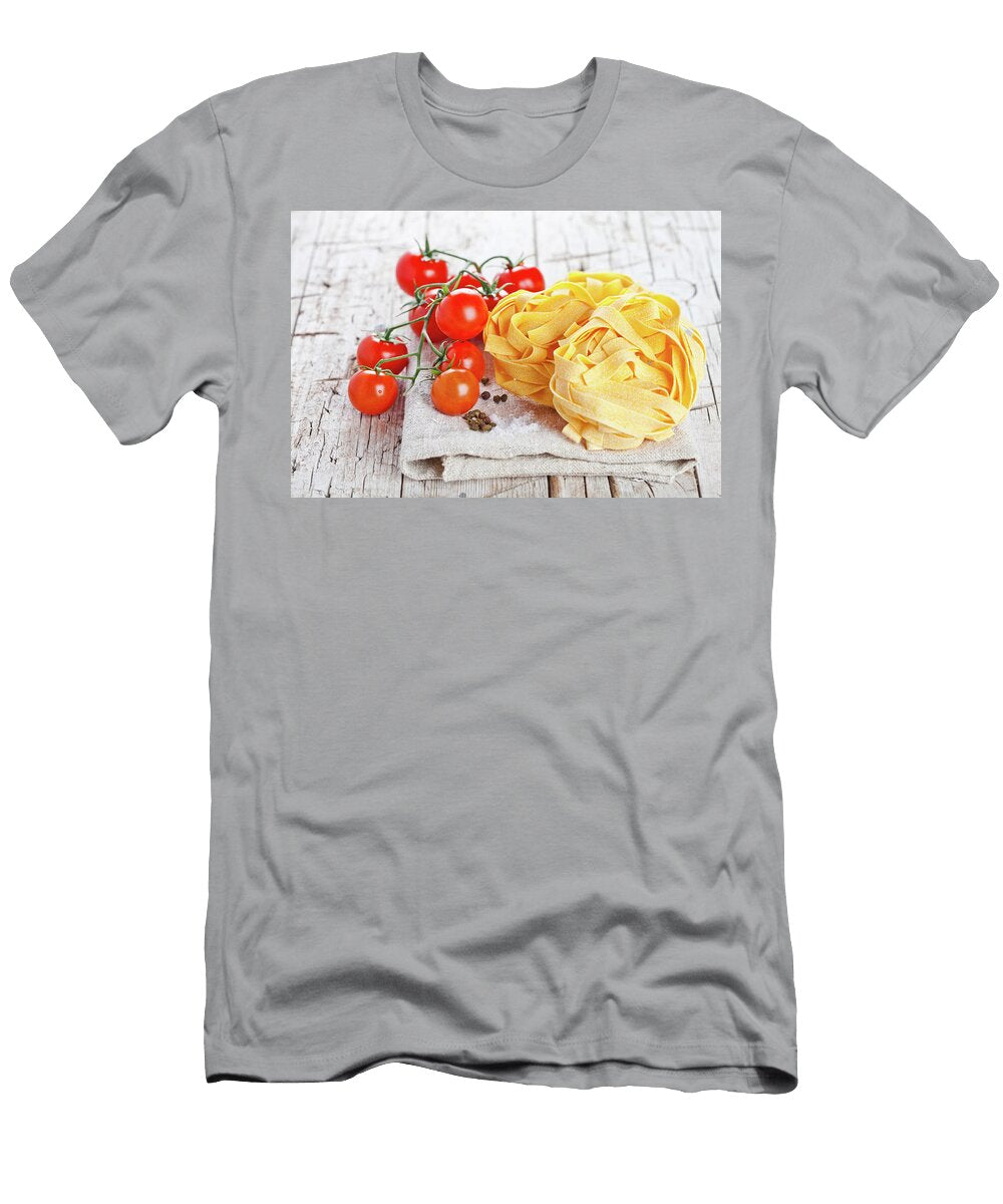2 Uncooked Pasta and Fresh Tomatoes Liss Art Studio T-Shirt