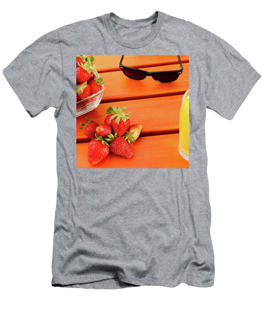 3 Strawberry Vaclav Mach T-Shirt