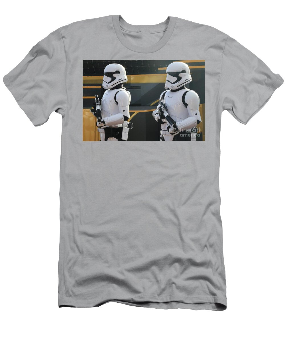 5 Star Wars Stormtrooper Douglas Sacha T-Shirt