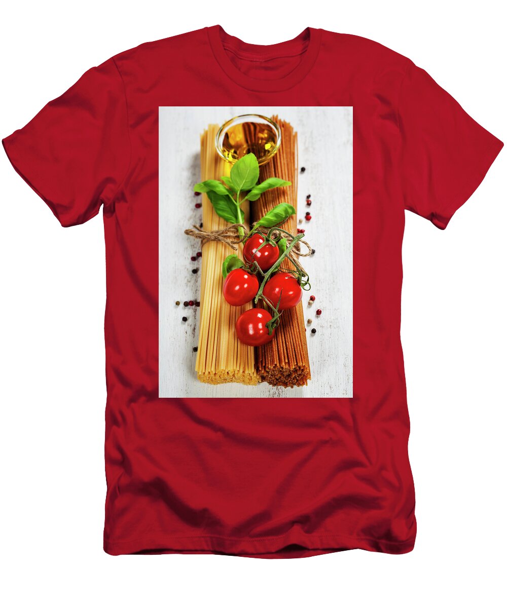 7 Italian Pasta Natalia Klenova T-Shirt