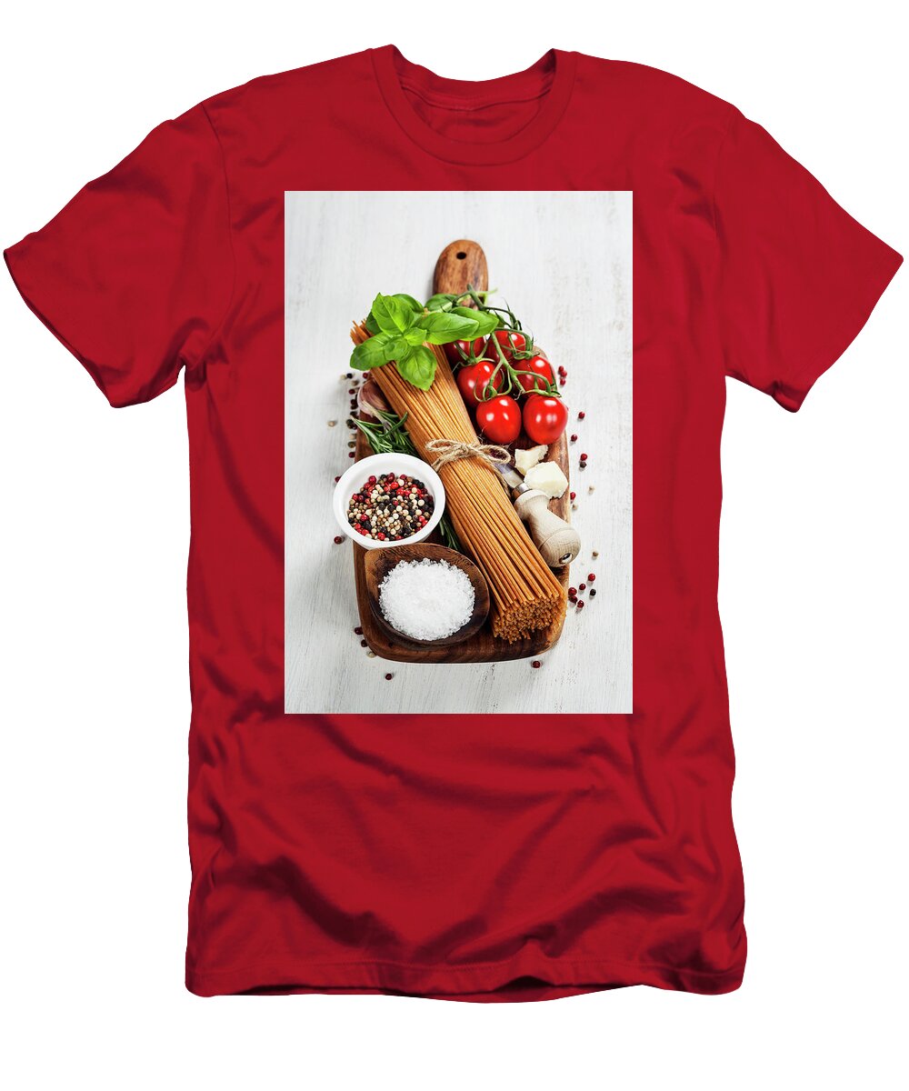 9 Italian Pasta Natalia Klenova T-Shirt