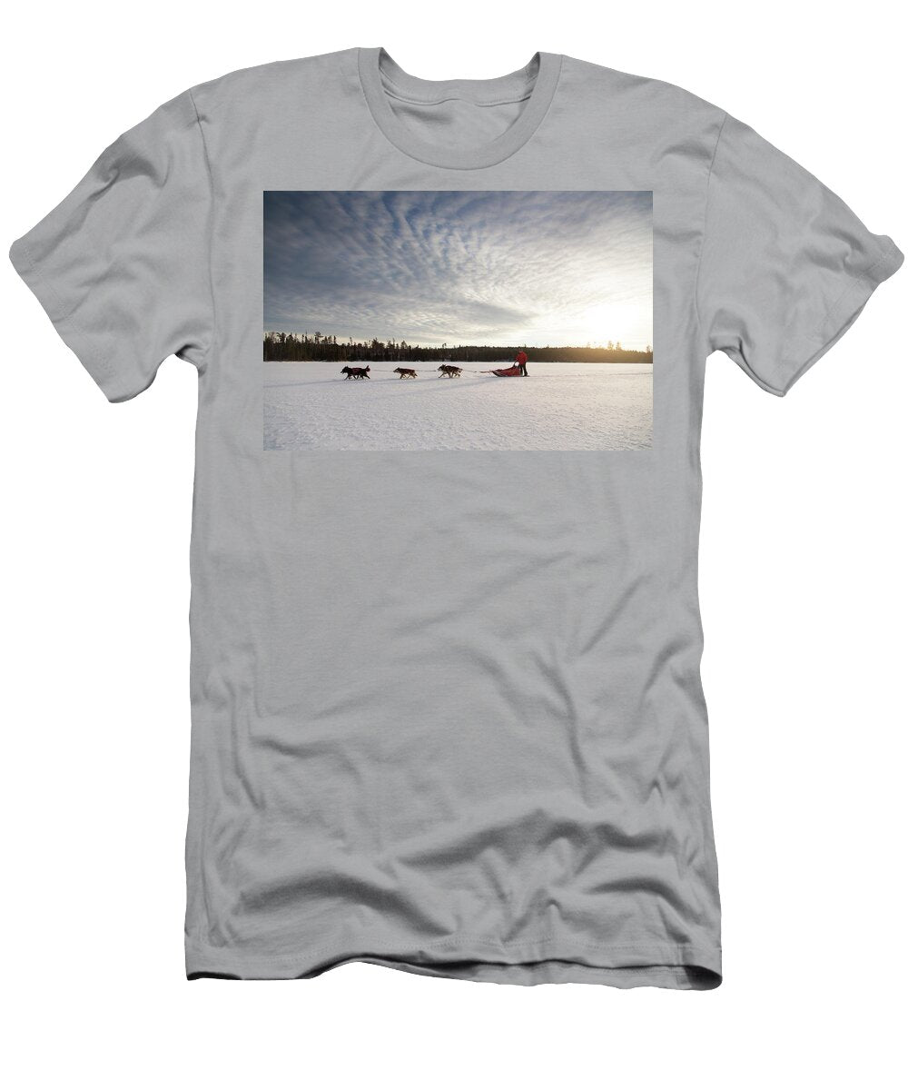 9 Sled Dog Tom Lynn T-Shirt