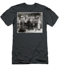 A Mug of Ale At Mcsorleys Drawing By John Sloan 1913 Eric Glaser T-Shirt