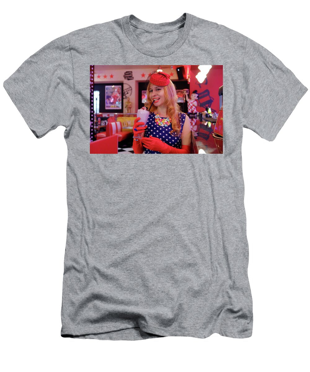 America 40s Victoria Borodinova T-Shirt