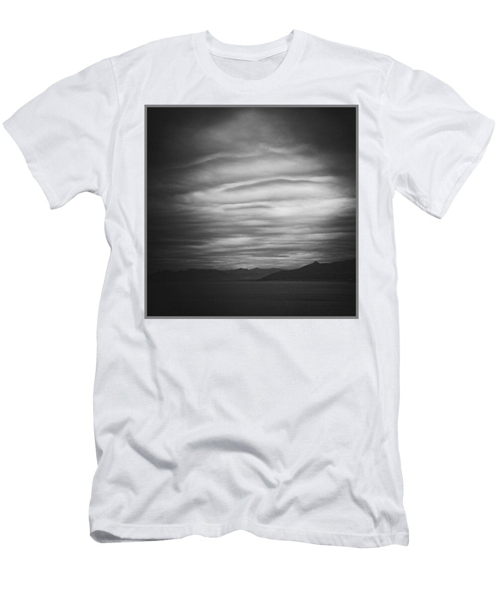 Artworkimage Medium 16394664 1876182 T-Shirt