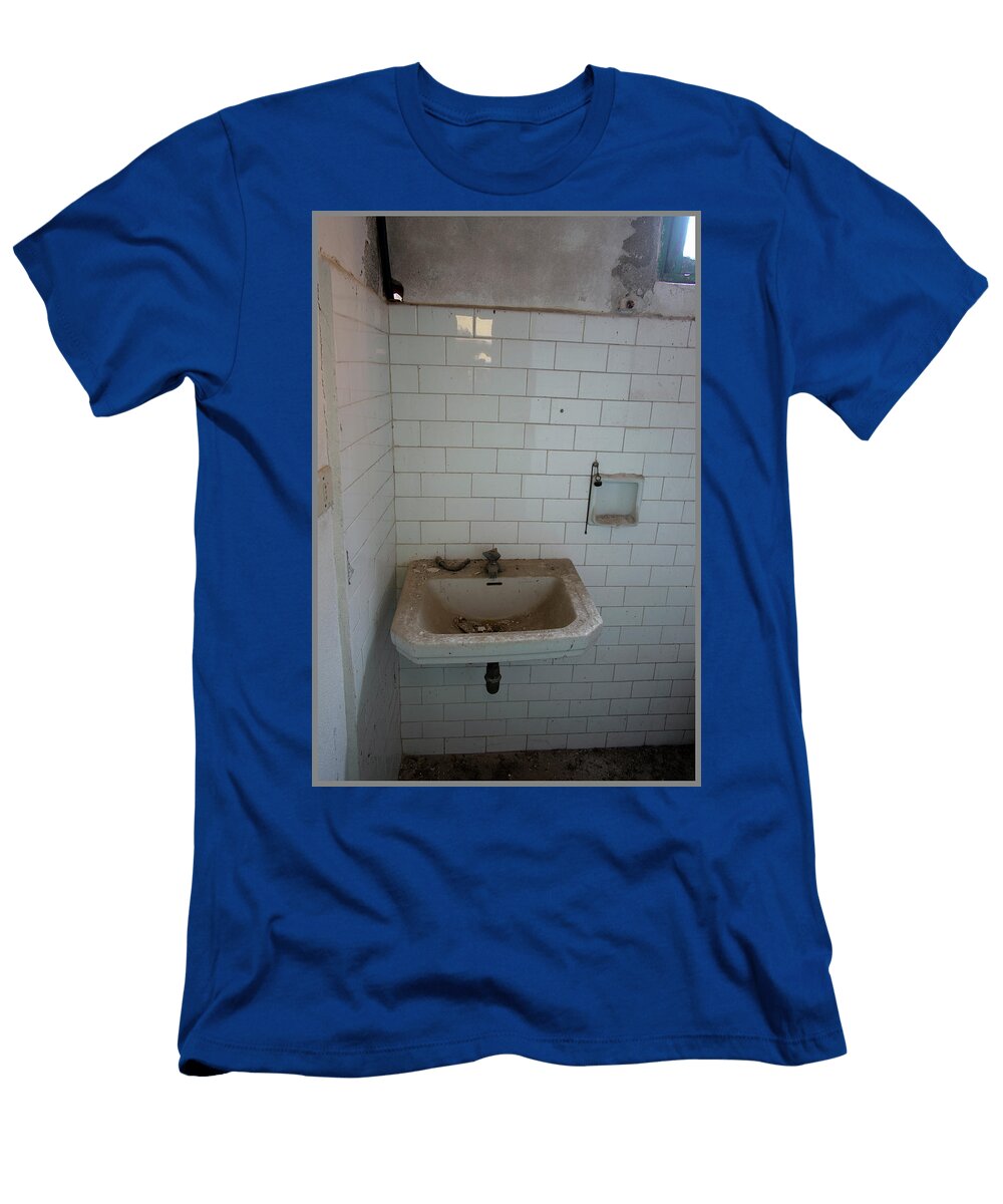 Artworkimage Medium 20407634 6170247 T-Shirt