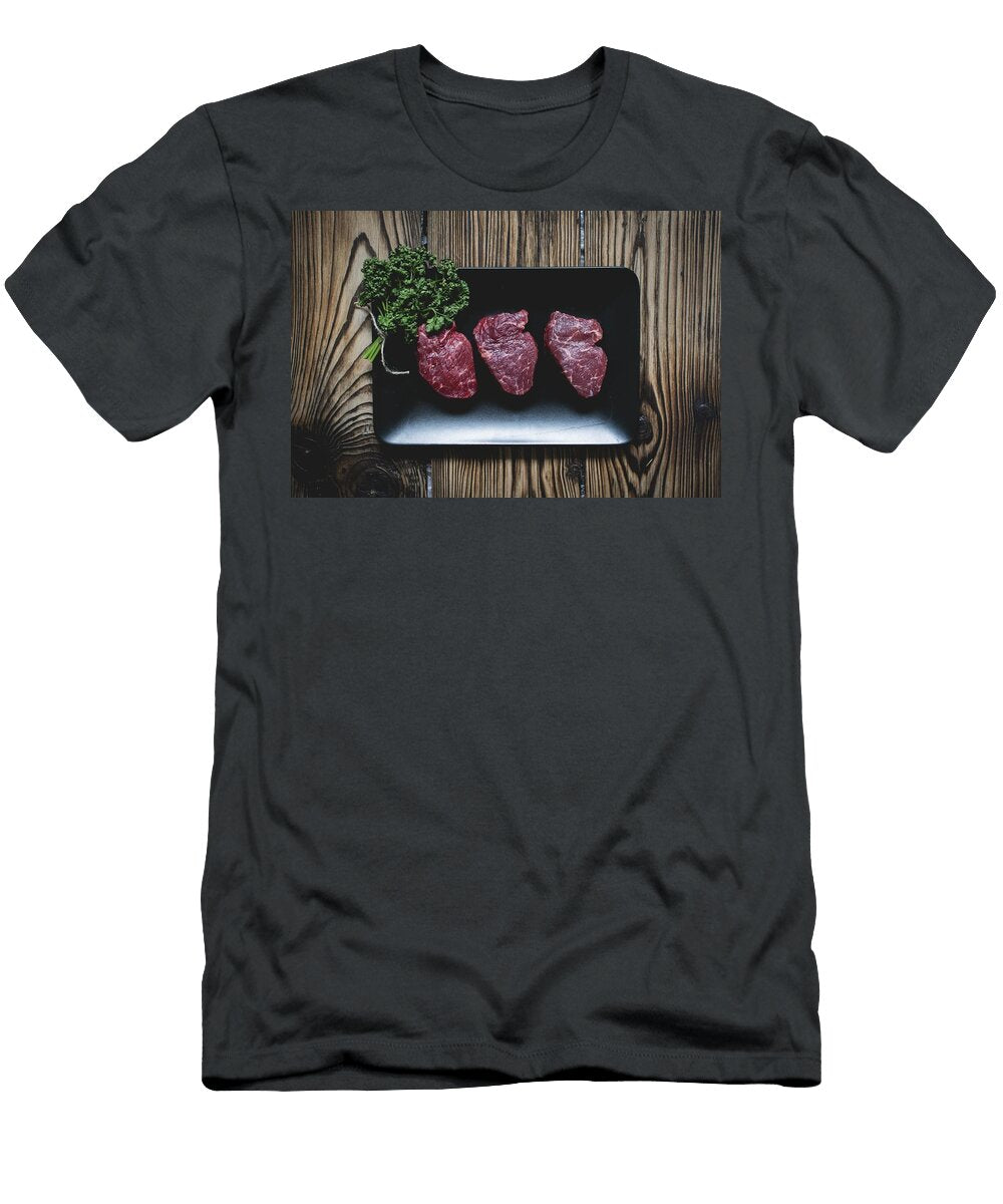 Barista Preparing a Cup of Matcha Les Classics T-Shirt