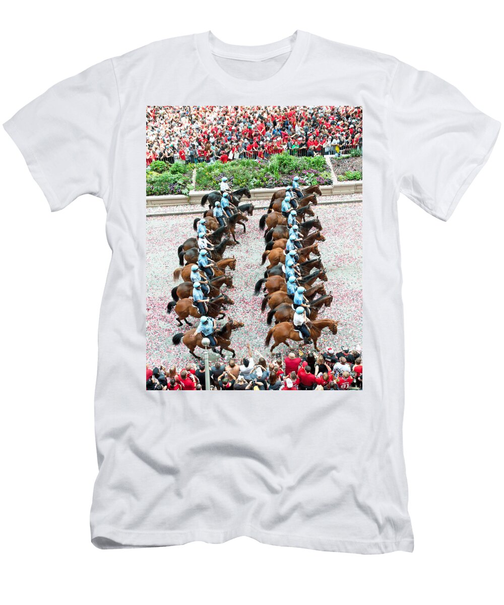 Blackhawks Parade Mtd Police Line Curtiss Messer T-Shirt