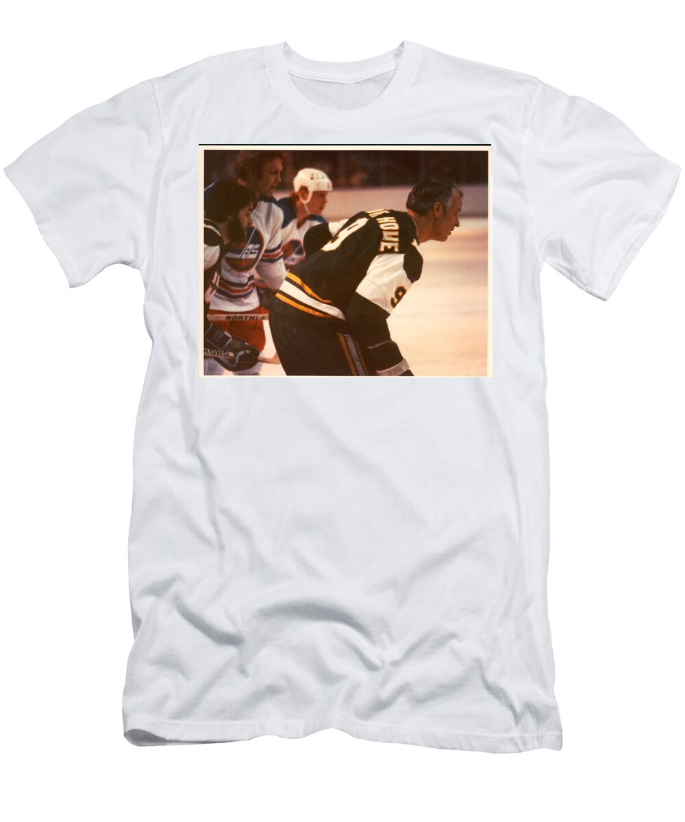 Bobby Hull Gordie Howe Arthur Damario T-Shirt