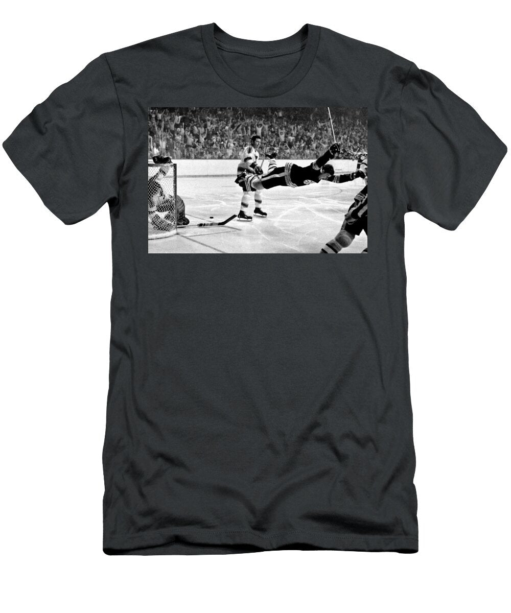 Bobby Orr the Goal Glen De Schutter T-Shirt