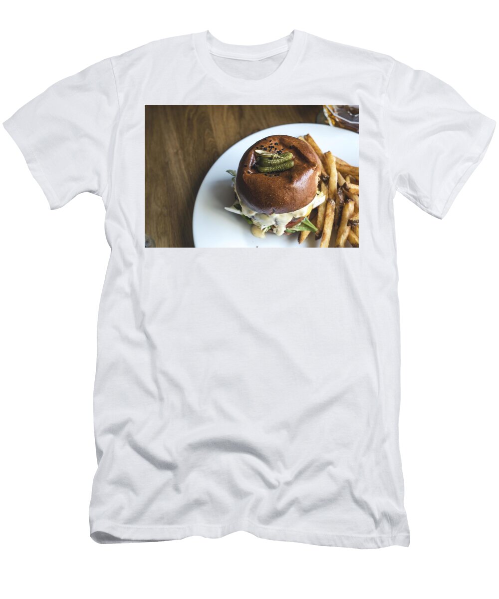 Burger with Tiny Pickles on Top Food Photography Les Classics T-Shirt