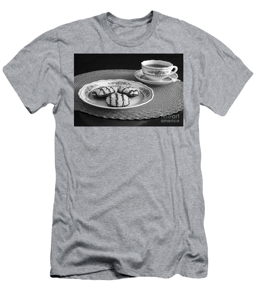 Chocolate Macaroons Bw Elisabeth Lucas T-Shirt