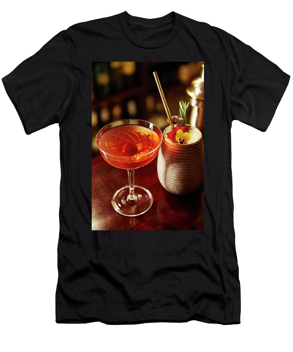 Cocktails Richard Taylor T-Shirt