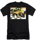Cooked Spaghetti with Succulent Clams Gourmet Italian Food Food Fantastic T-Shirt