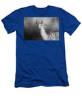 Curious Llama Bw Elisabeth Lucas T-Shirt