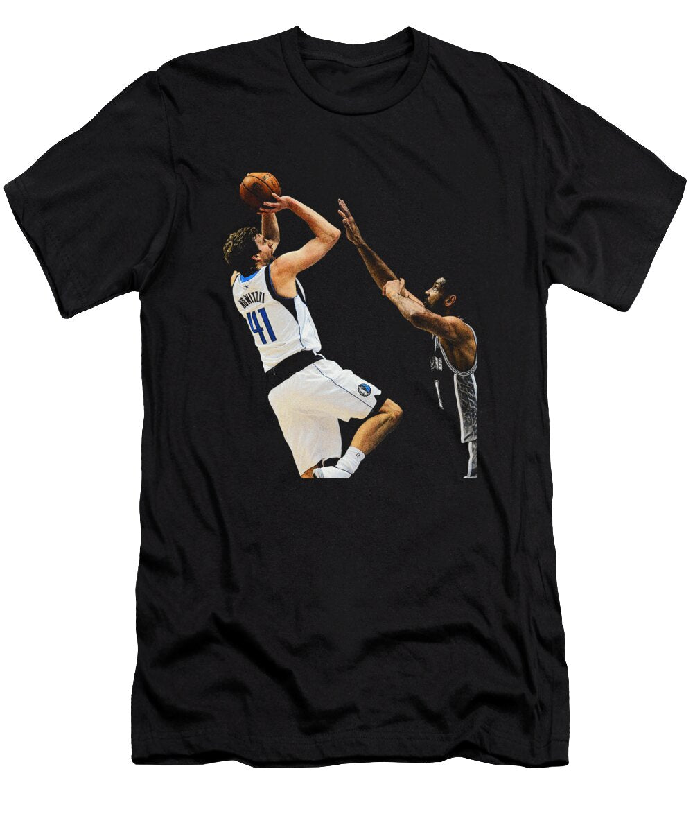 Dirk Nowitzki Dirk Fadeaway Ozlem Altin T-Shirt