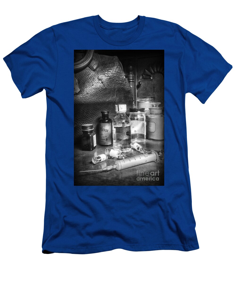 Doctor the House Call in Black and White Paul Ward T-Shirt