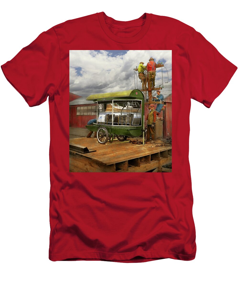 Electrician Linemen Installing Search Lights 1929 Mike Savad T-Shirt