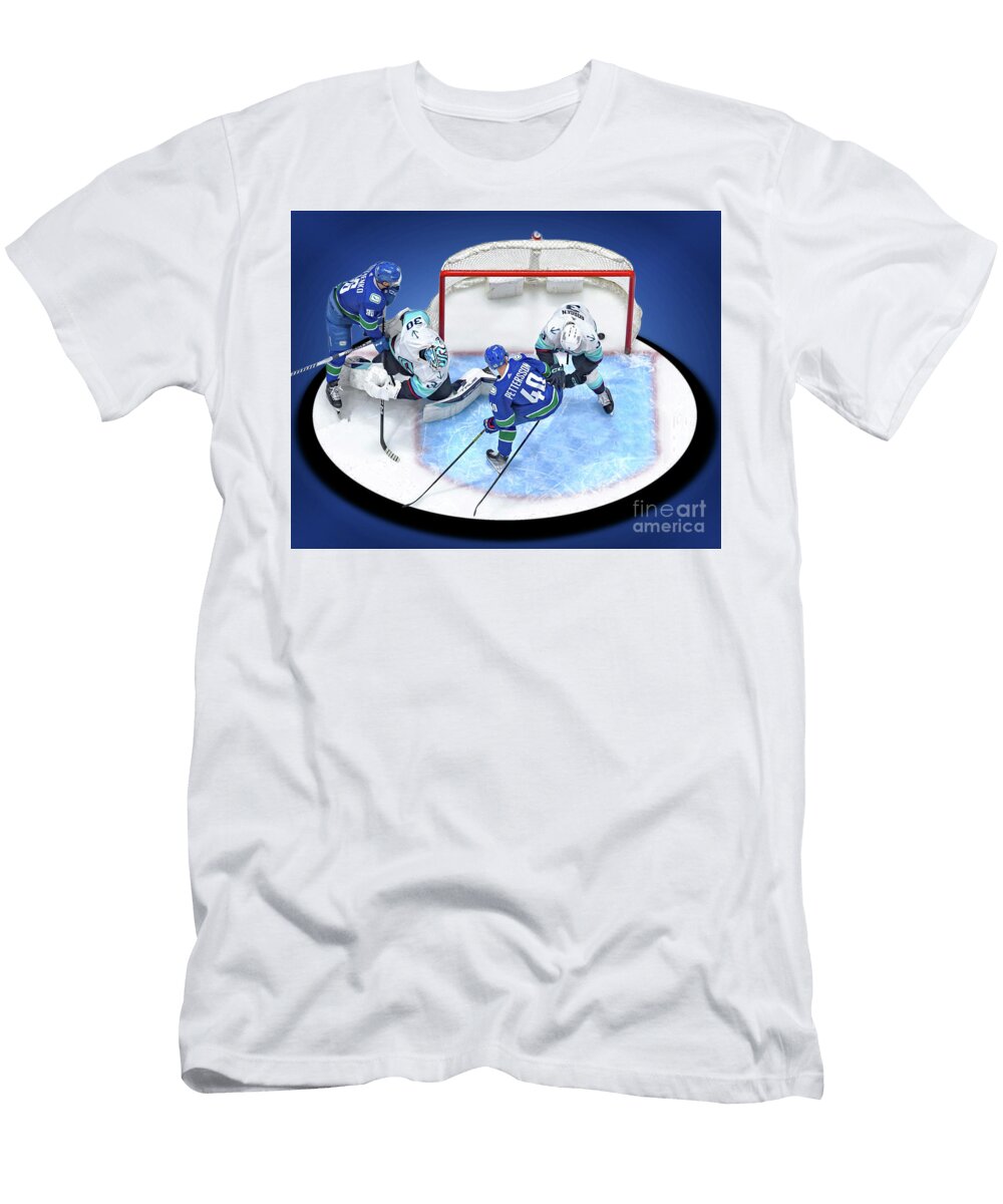 Elias Pettersson 1 Robert Williams T-Shirt
