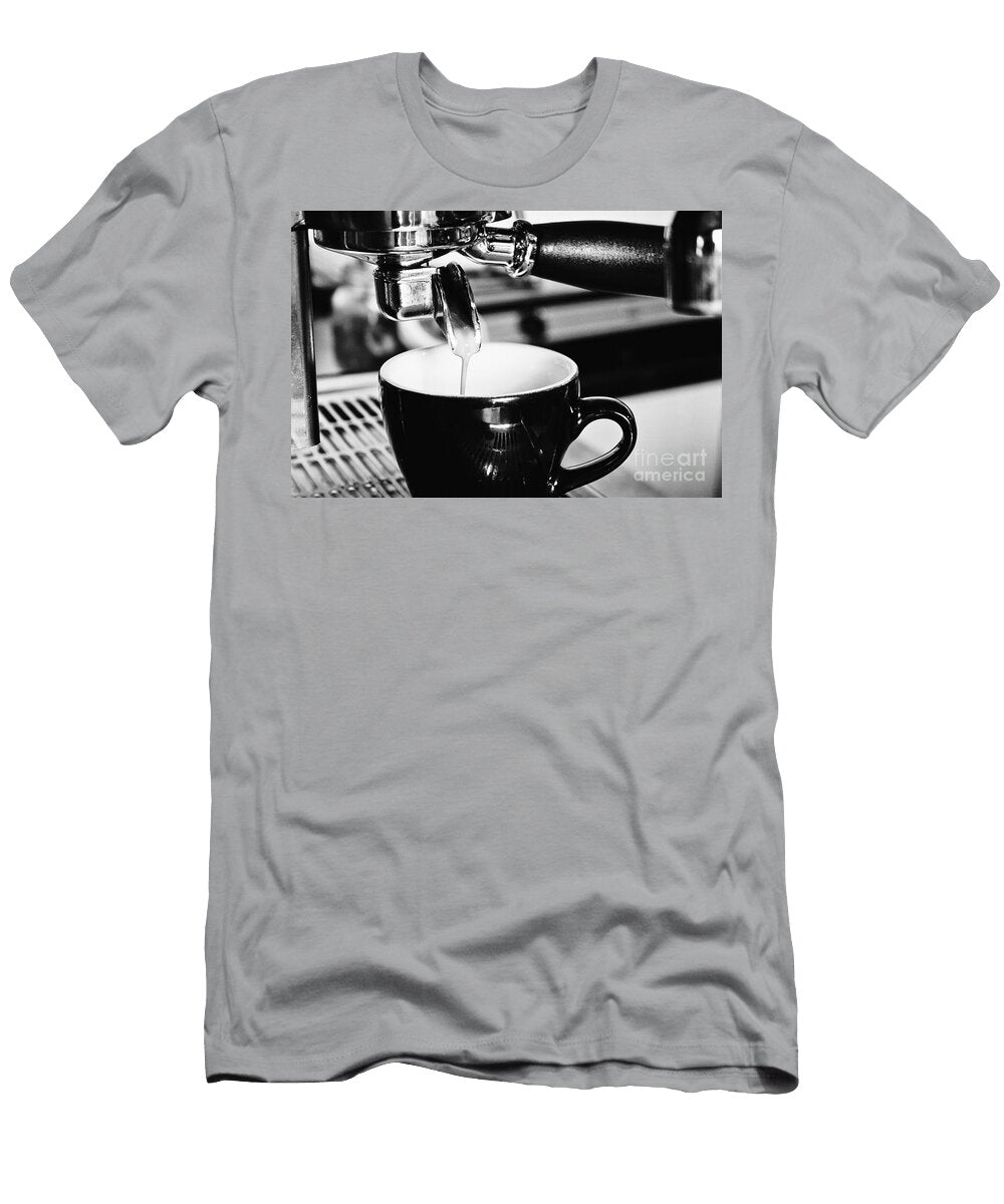 Espresso Portafilter Extraction and Porcelain Cup Modern Barista Fine Art Black and White Dmr Filho T-Shirt