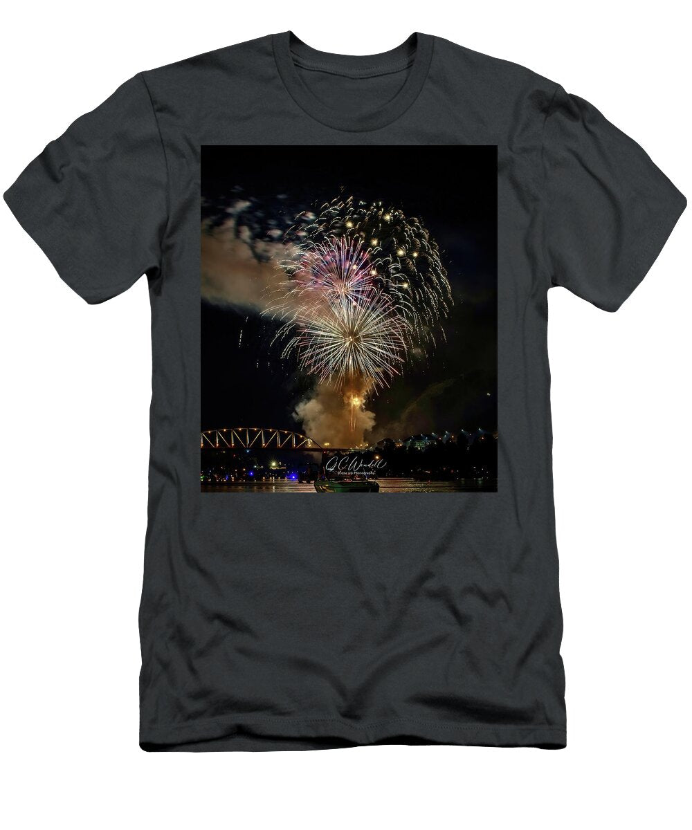 Fireworks Grand Finale Gary Wendell T-Shirt