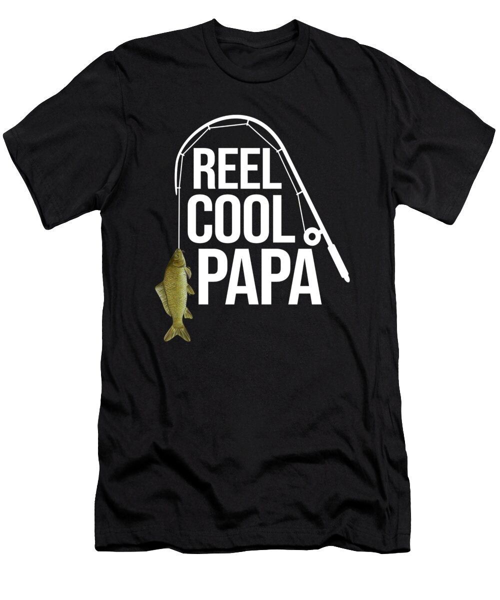 Funny Fishing Papa Carp Freshwater Fish Gift Muc Designs T-Shirt