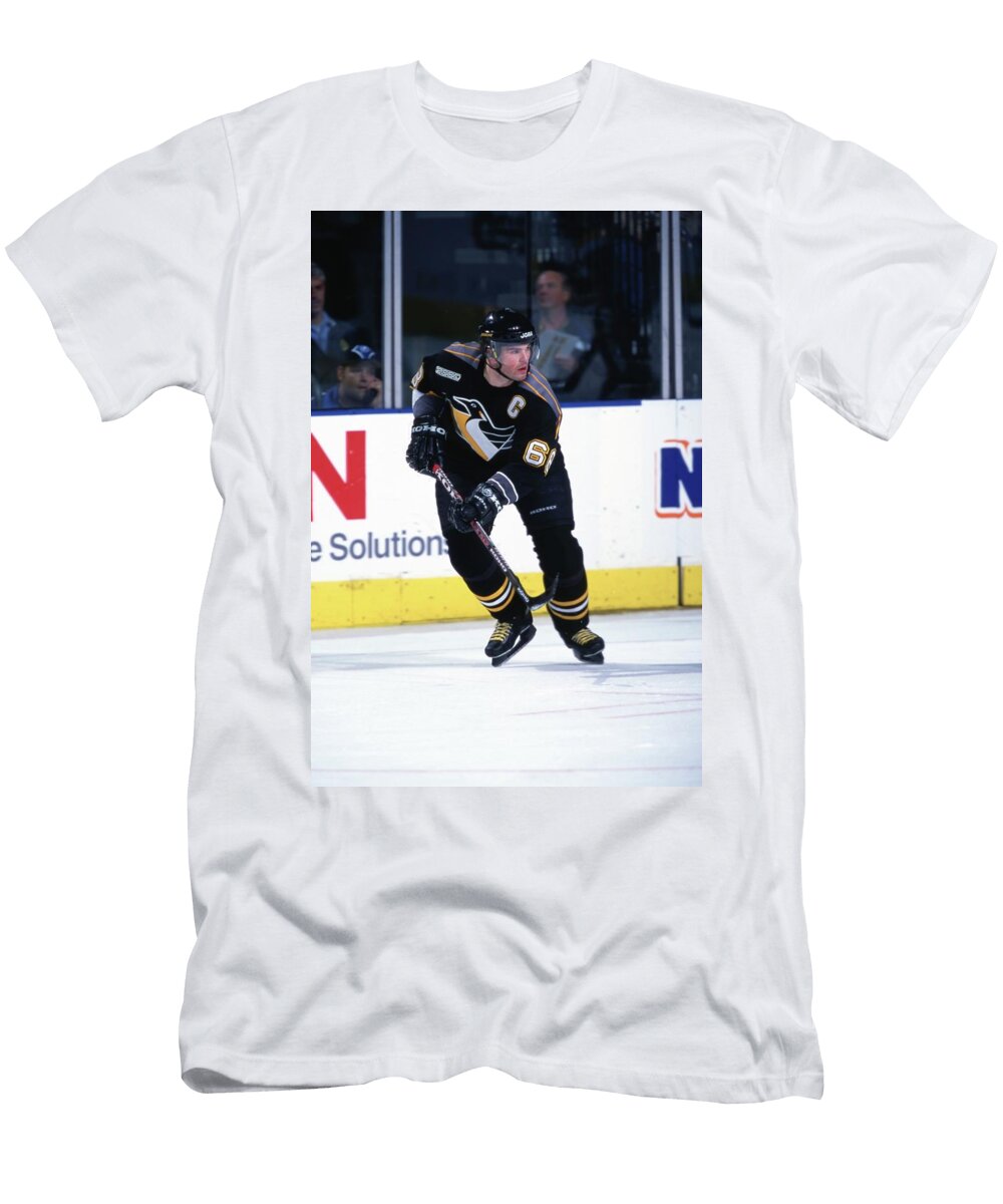 Jaromir Jagr Pittsburgh Penguins 4 Iconic Sports Gallery T-Shirt