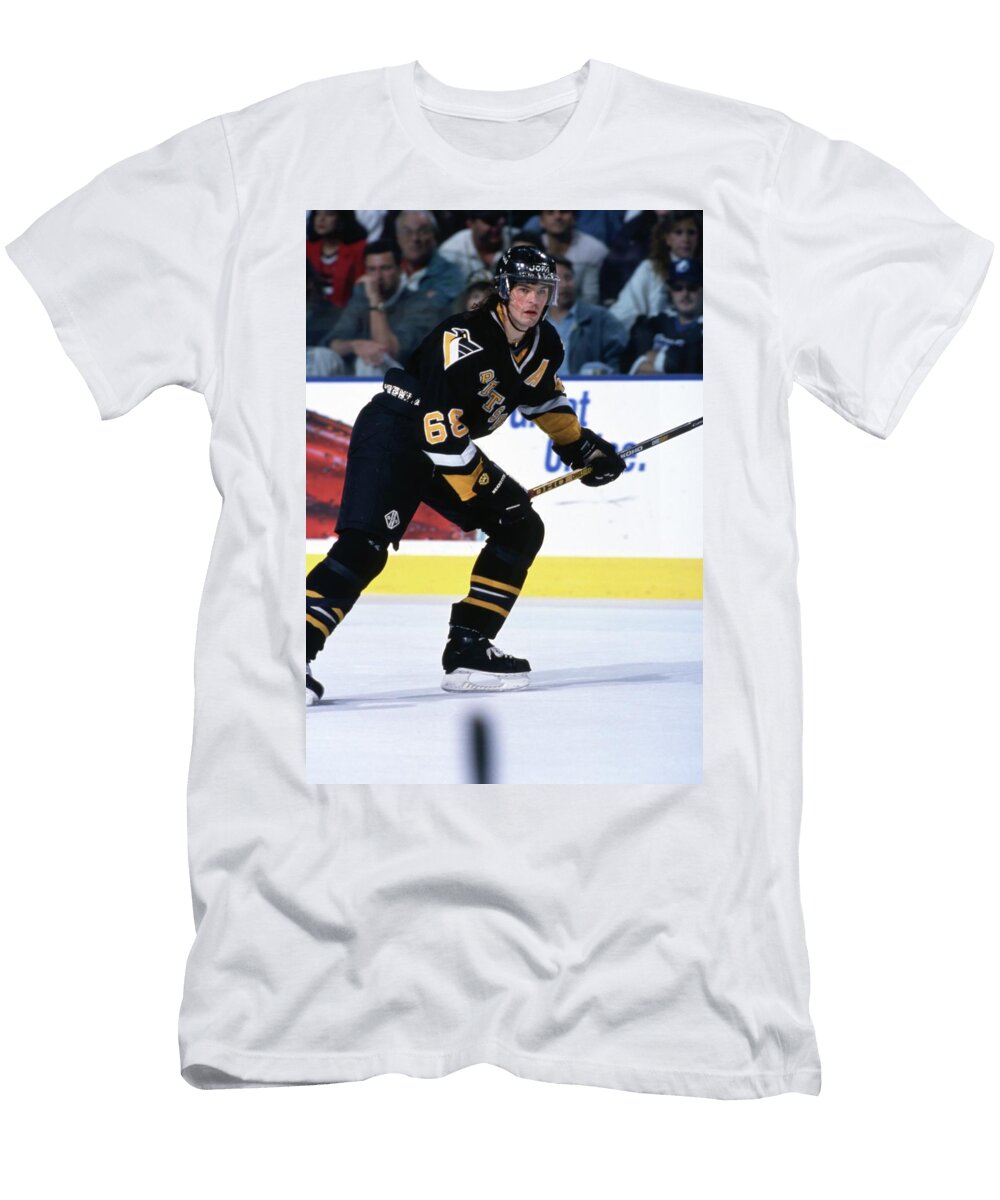 Jaromir Jagr Pittsburgh Penguins 5 Iconic Sports Gallery T-Shirt
