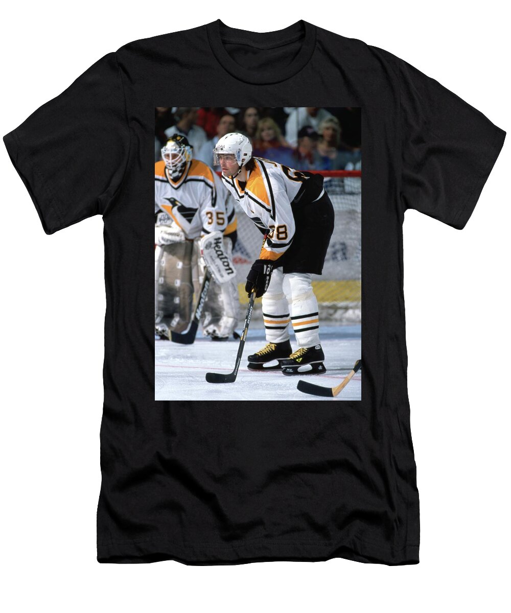 Jaromir Jagr Pittsburgh Penguins Iconic Sports Gallery T-Shirt