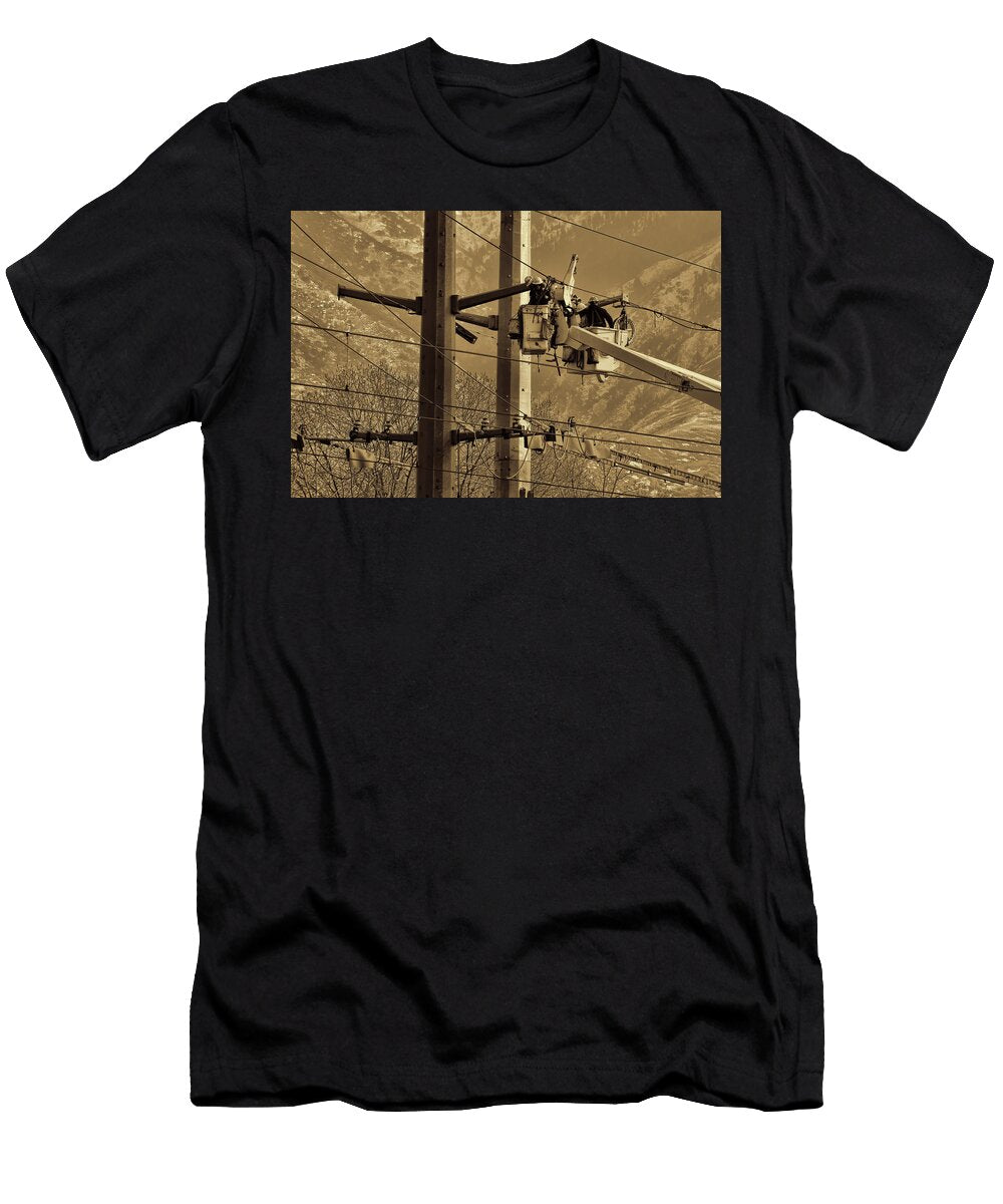 Lineman At Work Sepia Nick Gray T-Shirt