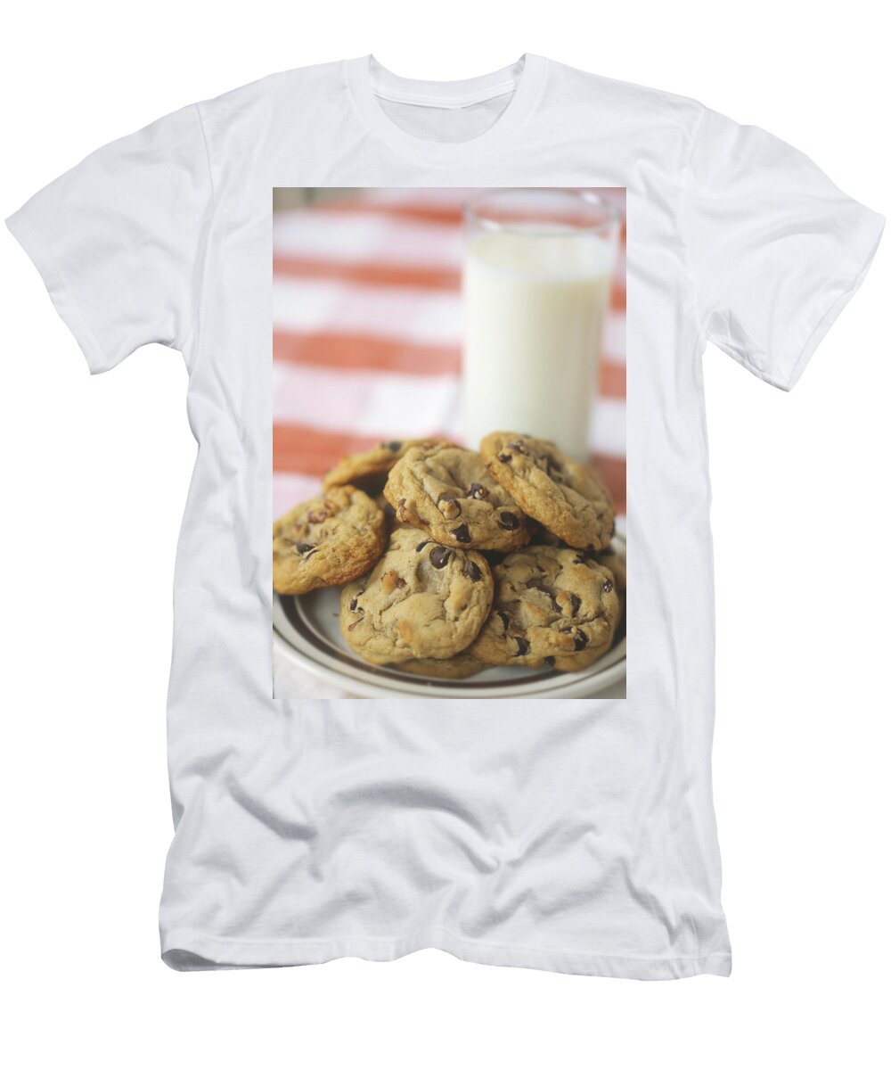 Milk and Cookies Darwin Wiggett T-Shirt