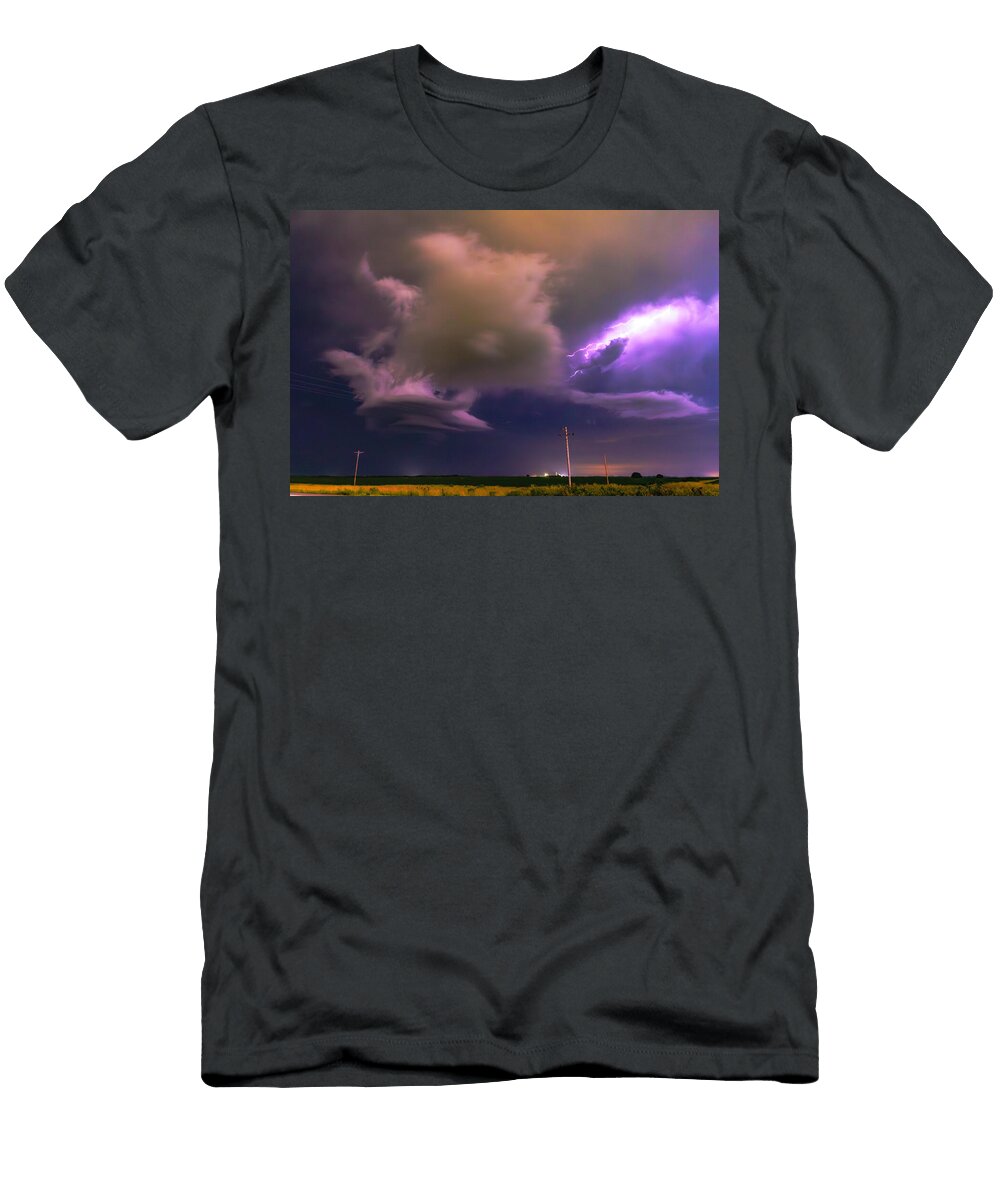 Mother Natures Fireworks Finale 033 Dale Kaminski T-Shirt