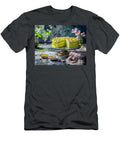 Multi Layer Pistachio Cake Art Momente T-Shirt