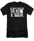 My Mom Teaches Me to Hit and Steal Tinh Tran Le Thanh T-Shirt