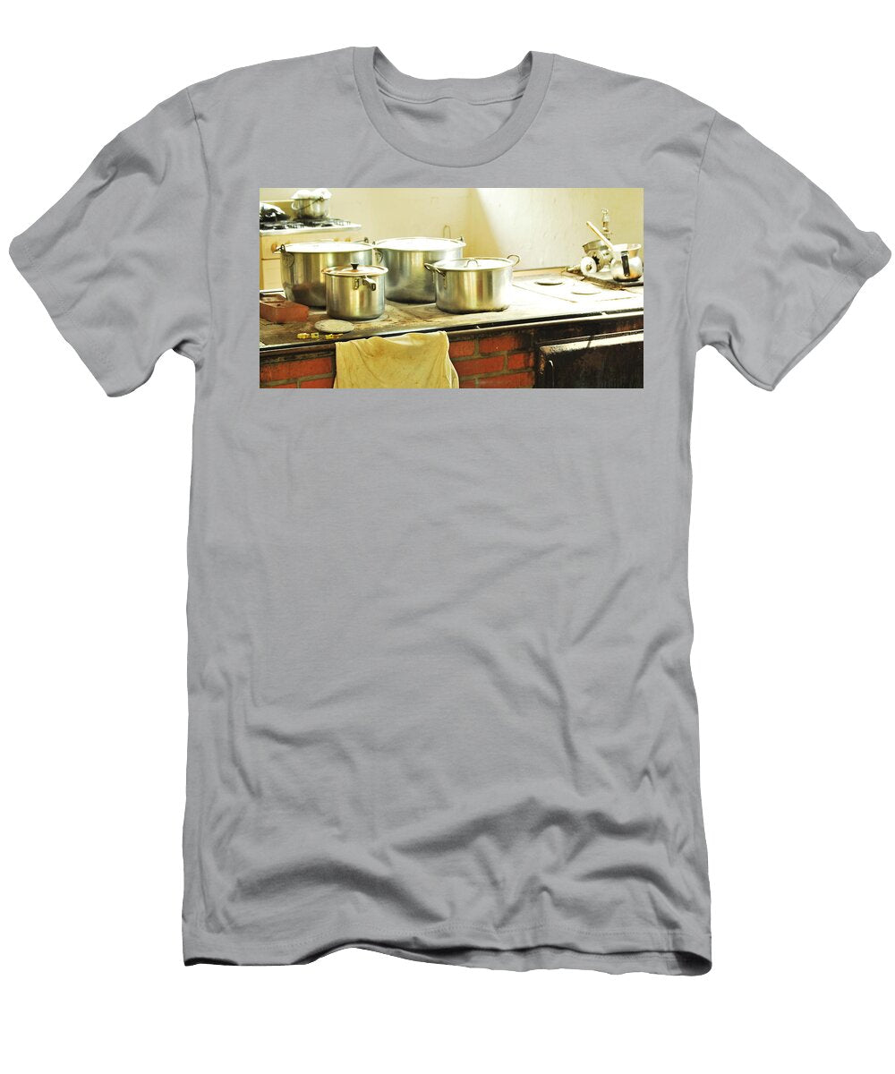 Old Colombian Kitchen Hq Photo T-Shirt