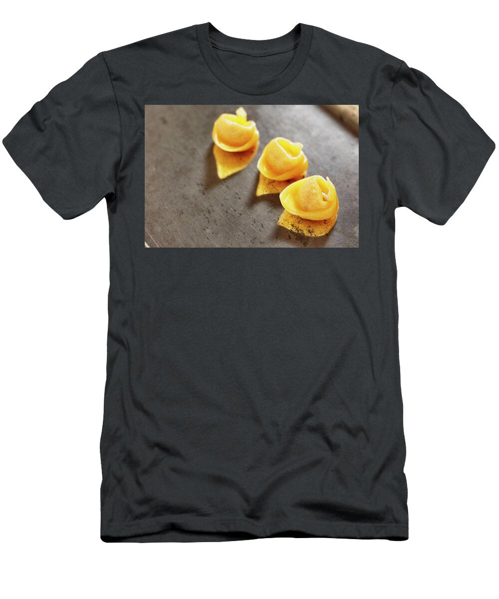 Pasta Tortellini on Tray Vittoria Tempo T-Shirt