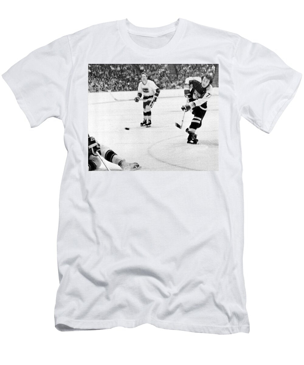 Phil Esposito in Action New York Rangers T-Shirt